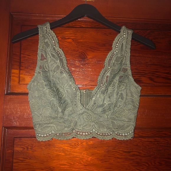 bebe Tops - 🔥 FINAL PRICE 🔥 Green lace bebe bralette